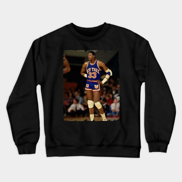 Patrick Ewing, Standing During a Game Against The Atlanta Hawks Back In 1986 Crewneck Sweatshirt by Wendyshopart